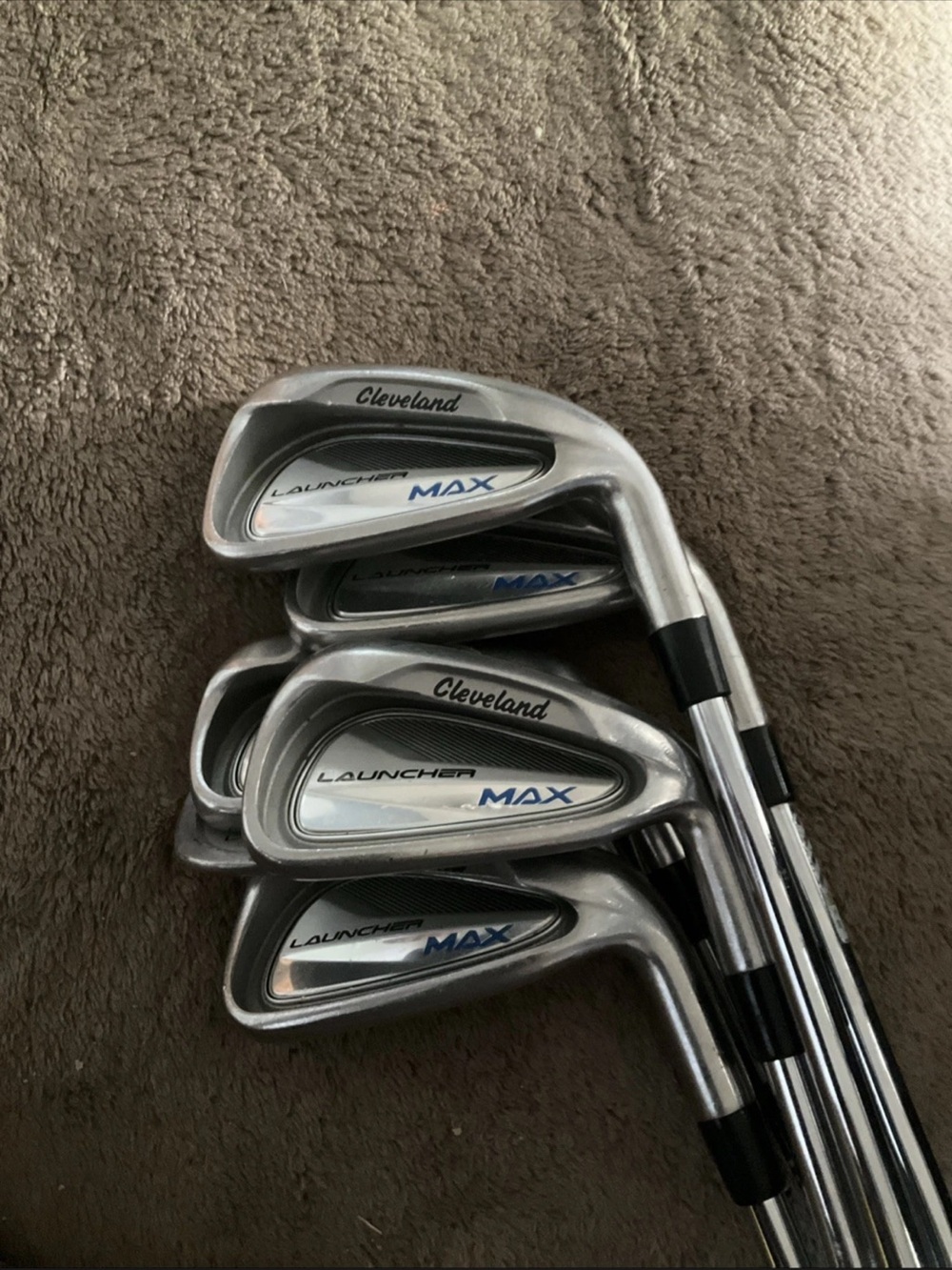 Cleveland Launcher Max Iron Set 5-SW Good Condition